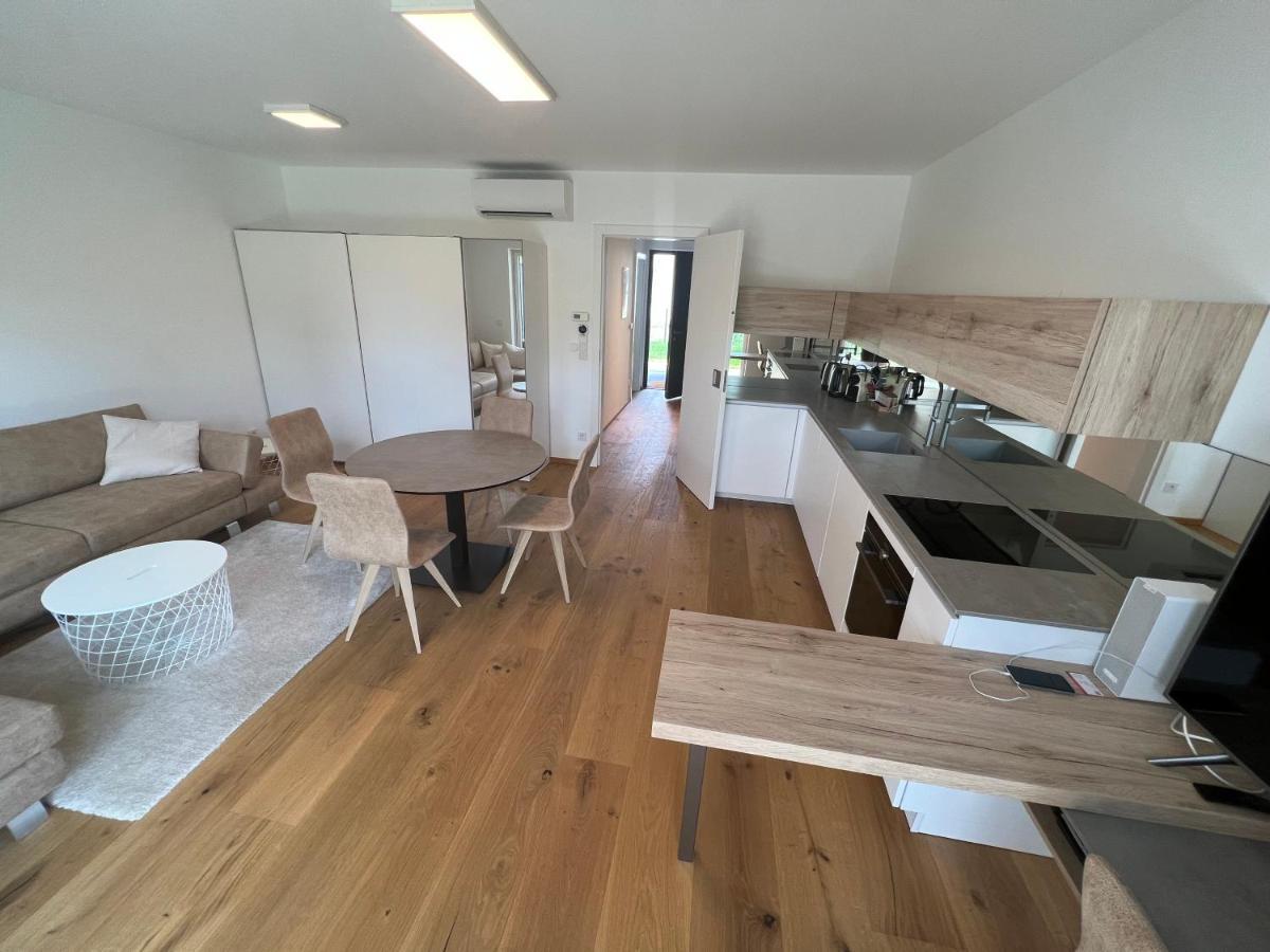 25H Spa-Residenz Best Sleep Privat Garden & Pools نيوسيدل آم سي المظهر الخارجي الصورة
